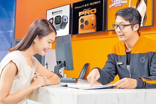 电信业者看好iPhone 17将带动换机潮，纷纷推出各式活动与优惠。（台湾大提供）