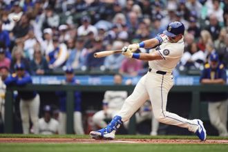 MLB》水手羅雷第54轟 追平米奇曼托高懸64年神紀錄