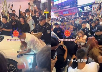 2女闹事遭警逮！「360度无死角」围拍成乱象