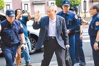 柯文哲今重开羁押庭 小草声援