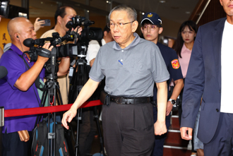 遭疑「適時」公布民調挺柯文哲？游盈隆曝理由：至關重要