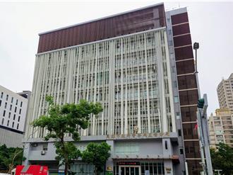 高雄13岁国中女坠楼亡「书包留家中」    警鑑识：初步无外力介入