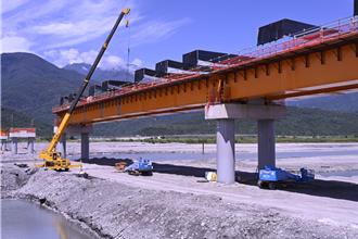 高寮大橋復建進度超前！預計明年4月完工重啟交通命脈