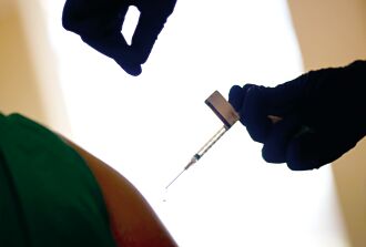 共信報捷 肺癌新藥插旗非洲