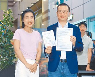 羅智強組強芯臟 張亞中打韓粉牌