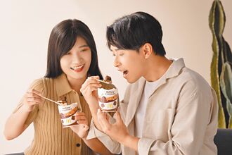 速食迎中秋 澎湃餐祭和牛汉堡、比萨