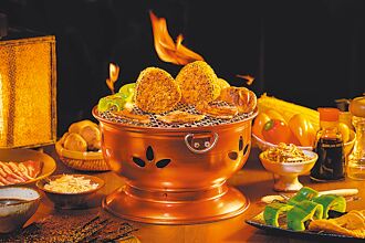 荷卡料理所翻玩烤饭糰