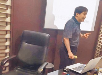 初診先聽10小時演講 林奕含父親、台南名醫林炳煌宣布退休