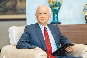 银行公会 董瑞斌续任理事长