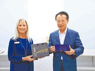 德美訪亞創 翁章梁拚無人機合作