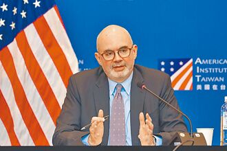 美國也篡改歷史？