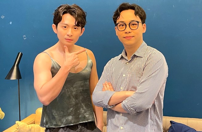 贺珑（右）遭博恩切割全面停工，神隐4个月近况曝光。（图／池宗玲摄）