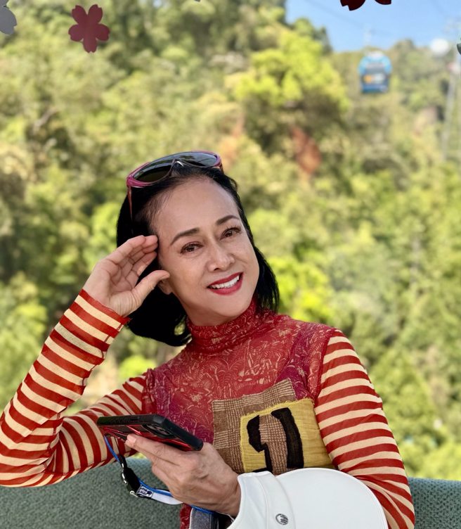 72岁汤兰花自认不适合谈恋爱，保持单身。(图/汤兰花脸书)