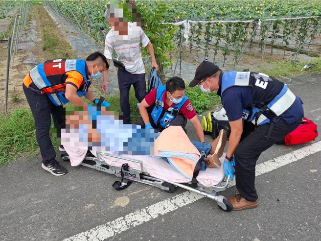 台南市东山区南314线（新东路）三荣里路段，今天下午发生2车对撞事故，造成1人命危、2人受伤。（读者提供／曹婷婷台南传真）