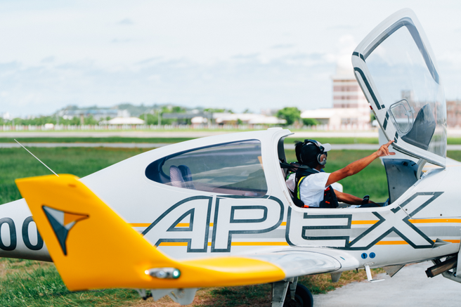 安捷为国内最具规模的民间飞航训练机构，将运用既有的飞行训练优势延伸至中大型无人机飞手训练领域。(图／安捷航空提供)