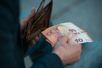 420萬人無力繳水電費！ 德國家庭陷財務危機 洗衣機壞了都修不起