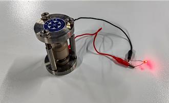 陸科研重大突破！全球首例「氫負離子原型電池」問世