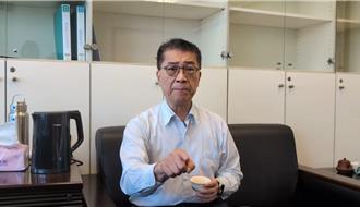 徐國勇再酸蔣萬安：癢的不扒、不癢的扒到流血