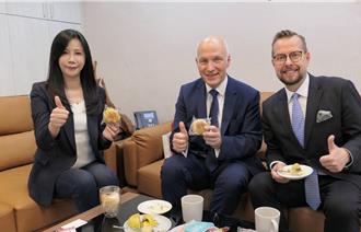 萬美玲會見捷克參議員 強化台捷交流