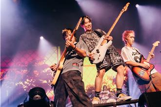 樂團主唱被爆「一生的摯愛」是陳美鳳！唱一半甜蜜告白