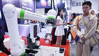 AI浪潮－以AI驅動傳產升級轉型