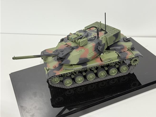 國家中山科學研究院簽署6項外商合作案，領域橫跨水上、空中無人載具，以及M60A3巴頓戰車射砲控及觀瞄系統提升等案；簽署合作案的美商透露，巴頓戰車升級案擁有國際潛在市場，世界有很多國家都有需求。(中科院提供)