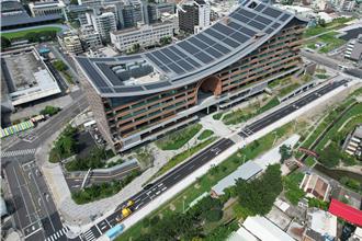 高雄鳳山車站曹錦路10月底通車 啟用臨停接送區