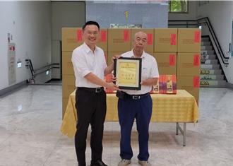 感谢桃园打火弟兄 企业捐赠1900份中秋礼盒