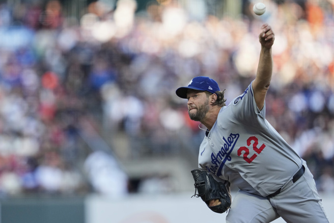 道奇传奇左投柯萧宣布本季结束后退休，20日迎来道奇主场最后一次登板，门票立马飙涨6倍。（图／美联社）
