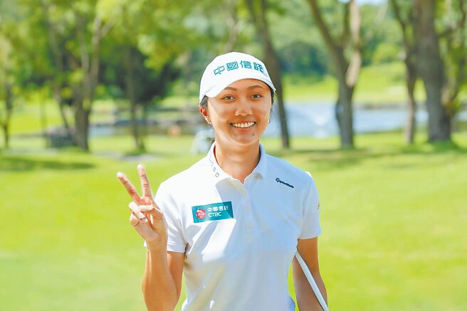 中國信託銀行贊助的「中國信託女子高爾夫之星」劉芃姍，18日在TLPGA「2025法國巴黎銀行財富管理TLPGA傳承賽」封后，拿下職業生涯第3座冠軍。（大會提供）