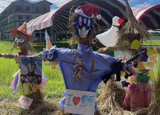台中豐農稻田遊戲節登場 50組稻草人創意大PK