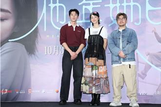 千人擠爆南港LaLaport！許光漢帥氣現身「8旬嬤夜排搶頭香」