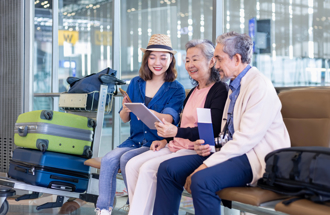 退休了想出国旅游 专家示警4大地雷「务必断念」