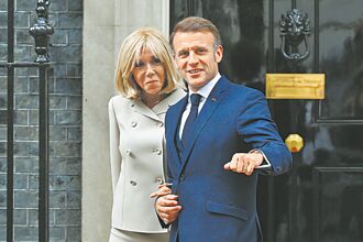 捍衛愛妻 馬克宏跨海告網紅