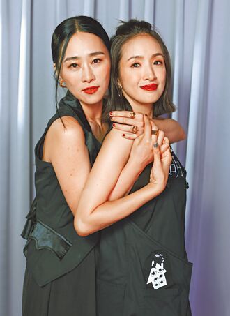 林依晨撕邻家女孩包装做自己