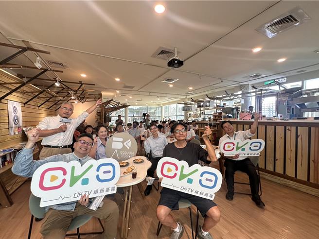 基隆市政府19日举办一场「导演论坛会」，邀请业界导演与艺术大学多媒体动画所的老师，进行深度对谈。现场的创作者们也从对谈中学到创作的秘诀。（基隆市政府提供／张志康基隆传真）