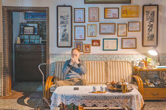 傅雷演刘若英爸爸 生涩口琴声藏父爱