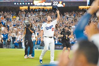 MLB》柯蕭主場最後先發 大谷逆轉轟致敬