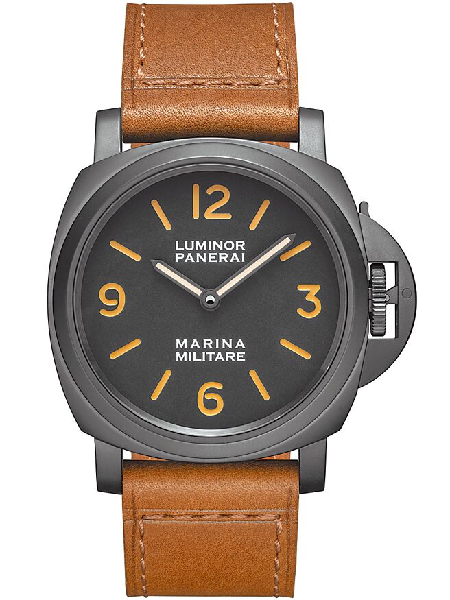 PAM05218建议售价新台币25万7000元。 （沛纳海提供）