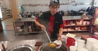 鴻品牛肉湯老闆欠債找員工扛！ 單親3寶媽好心做保背債千萬