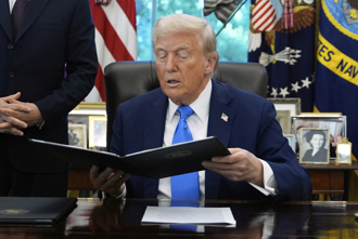 川普滴酒不沾 研究揭每天喝1杯 乳癌風險增13％