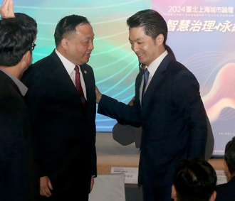 雙城論壇緩辦     鍾沛君曝「台灣真實寫照」