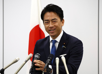 自民黨黨魁選戰開跑  5人搶首相大位 民調看好小泉