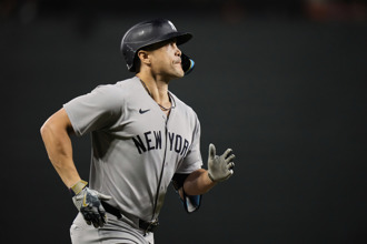 影》不到1分鐘就下班！洋基「怪力男」爽賺595萬