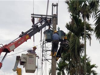 樺加沙襲屏東！1700戶停電搶修中 剩110戶未復電