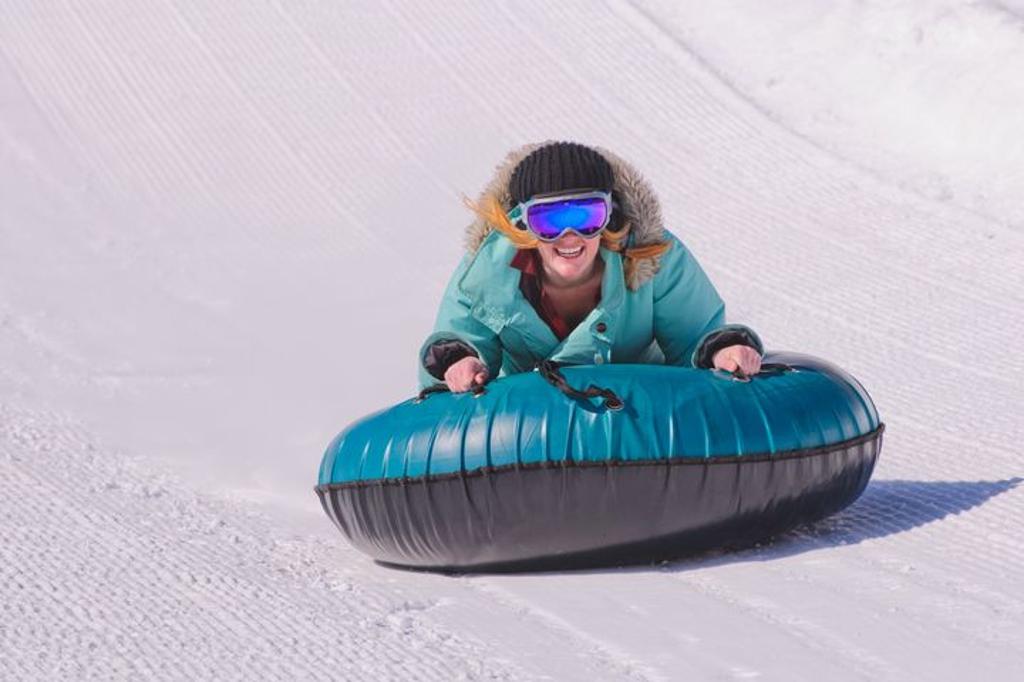 北卡羅來納州冬日雪胎滑雪體驗。　圖：美國國家旅遊局／提供