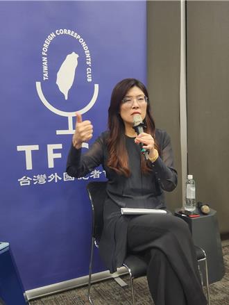 鄭麗文會外媒提三原則：不支持國防支出達GDP5％