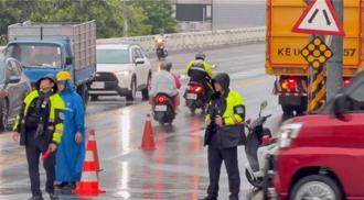 台南女騎士擦撞大貨車捲入車底遭輾　頭部重創慘死