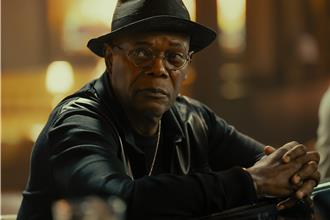 两大影坛传奇同台飙戏！席维斯史特龙《塔尔萨之王》预告曝光