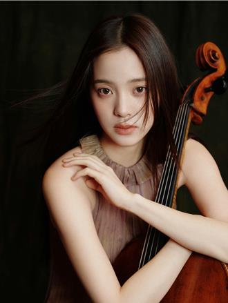 歐陽娜娜報喜！ 甜喊找到「理解、給空間」的對象